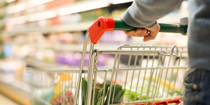 shopping-trolly-aic-report-c-AdobeStock_79866587.jpg