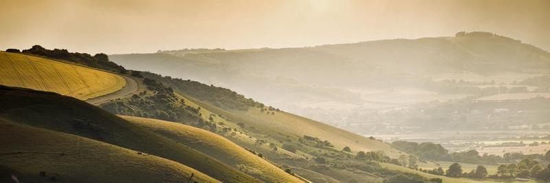 devils-dyke-rolling-hills-countryside-mixed-farming-c-shutterstock_512240536.jpg