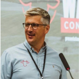 Tom Richardson