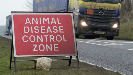 animal-disease-control-zone-sign-bird-flu-bluetongue-c-tim-scrivener.jpg