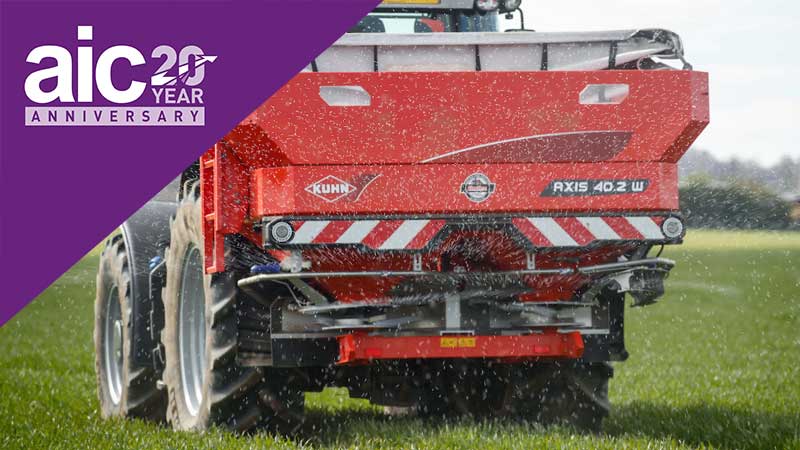 aic-at-20-fertiliser-spreading-rb209-c-tim-scrivener.jpg