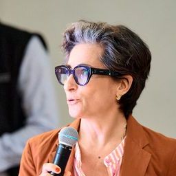 Stéphanie Pelet-Serra